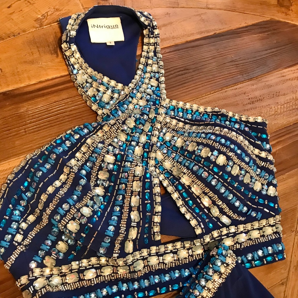 Gorgeous beaded prom dress!